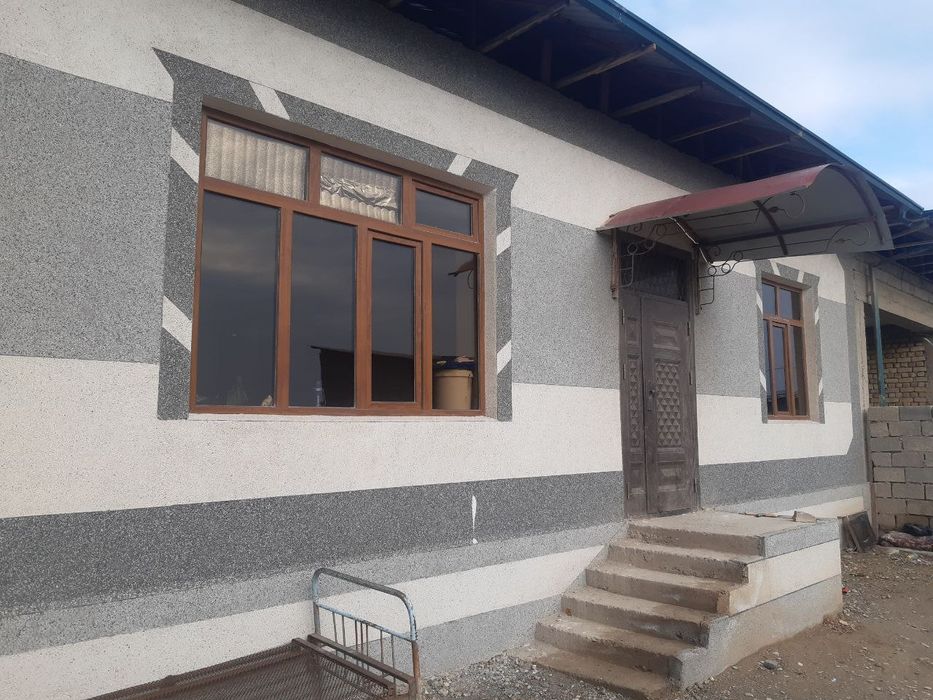 Ҳовли сотилади Фарход посёлка Дўстлик