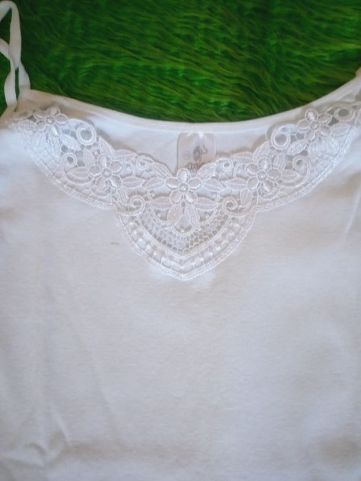 Продавам нови дамски памучни корсажи