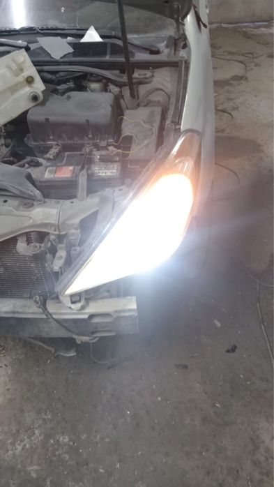 Фара левая Bi LED Toyota Solara 2003 по 2008