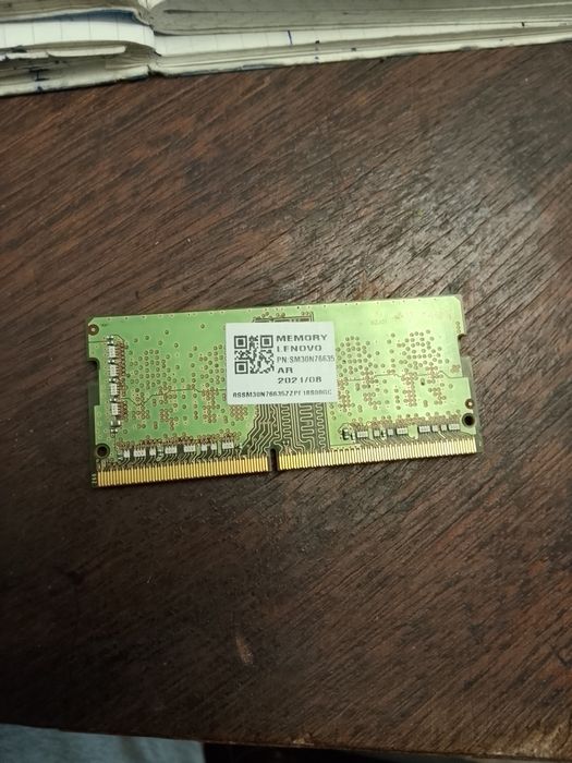 Бу оперативная память на 4 ГБ DDR4-3200 Samsung