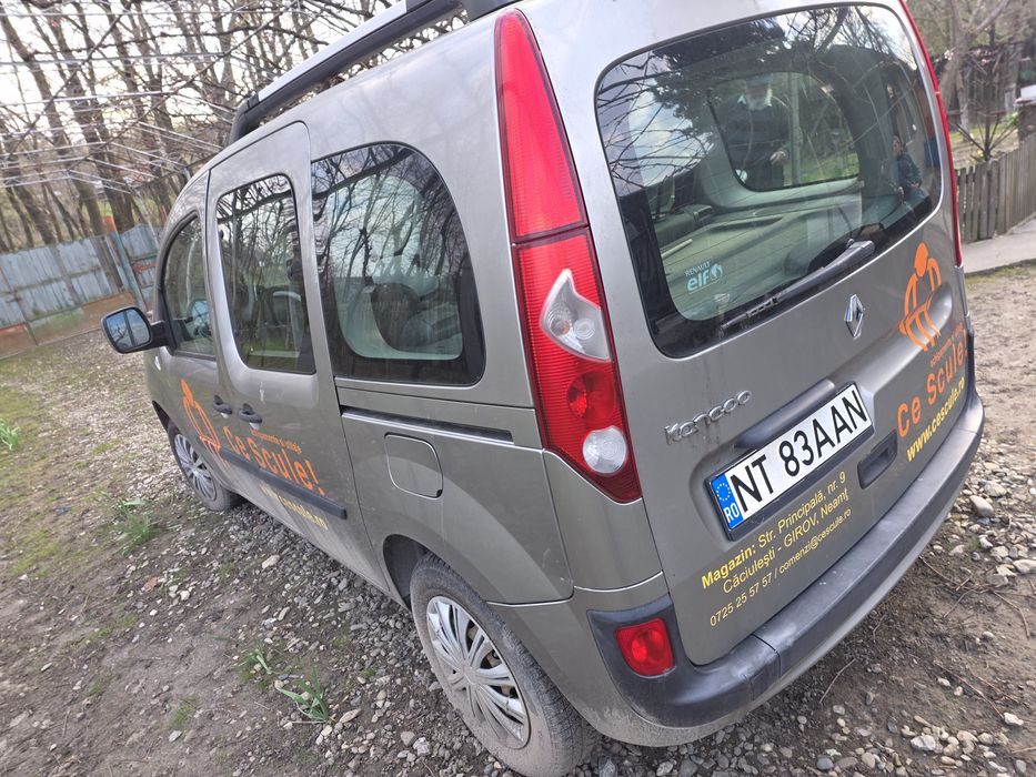 Inchiriez Renault Kangoo Family pentru Glovo/Bolt Food/ Wolt