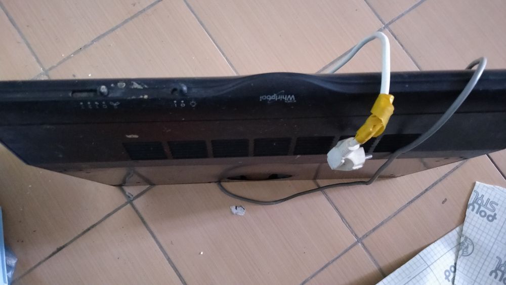 Продам вытяжку хорошом состояние.