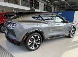 Ford Mustang Mach-E AWD Nasiya savdo