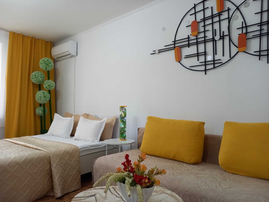 2  комнатная,у Стадиона