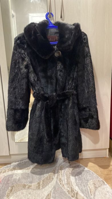 Продам норковую шубу!