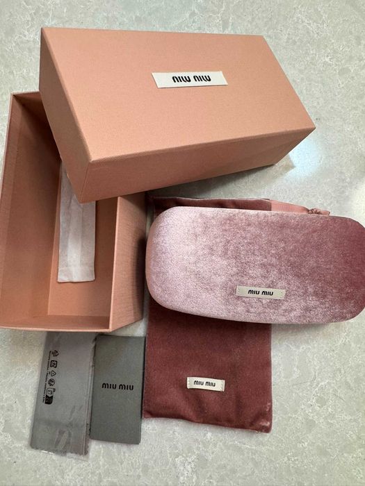 Ochelari de soare Miu Miu pentru dama