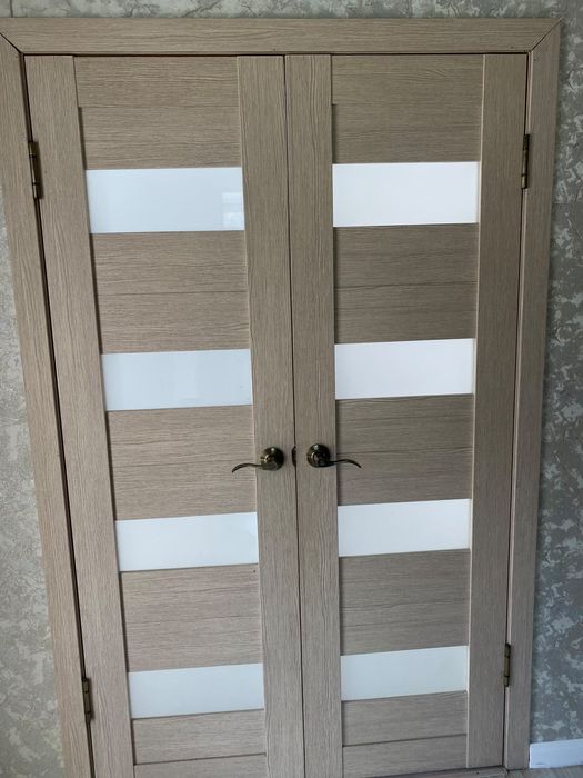 Продаю двери Срочно
