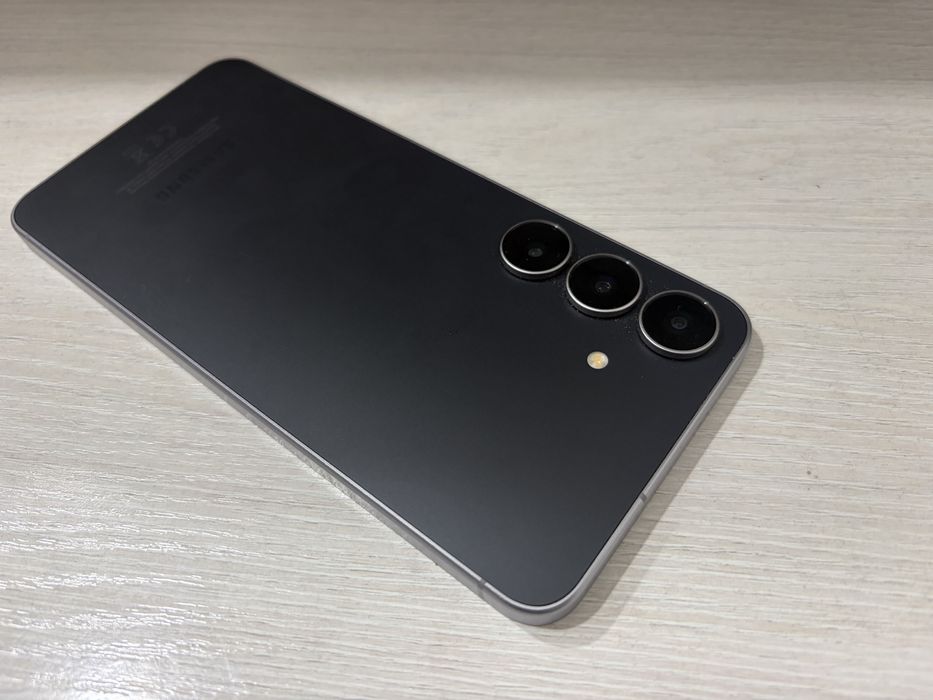 Samsung Galaxy S25 FE