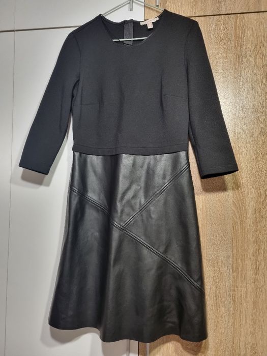 Черна елегантна рокля и сребриста рокля