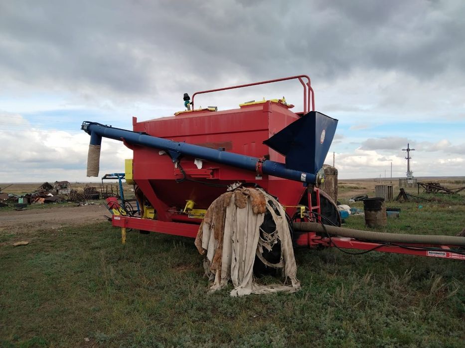 Продаётся посевной комплекс agrator-7300