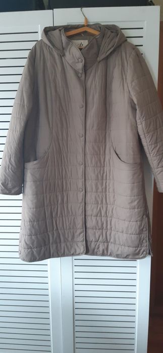 Продам пальто женское