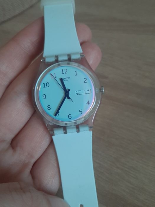 Ceas Swatch Originals Gent – Cadran Irizat Solar Spectrum – Ice Blue/