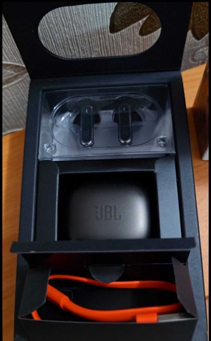 Căşti Wireless JBL Live Flex - Ca Noi (Adaptive Noise Cancelling)