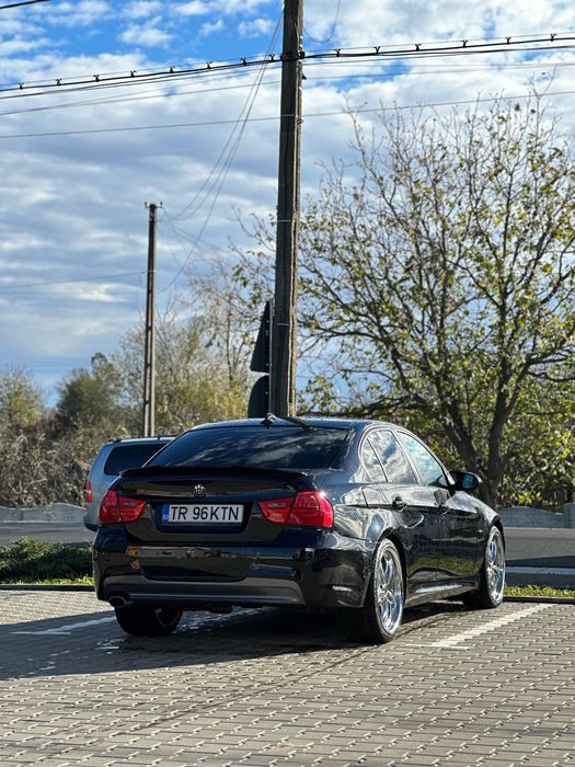 BMW E90 320D M-Paket 210CP