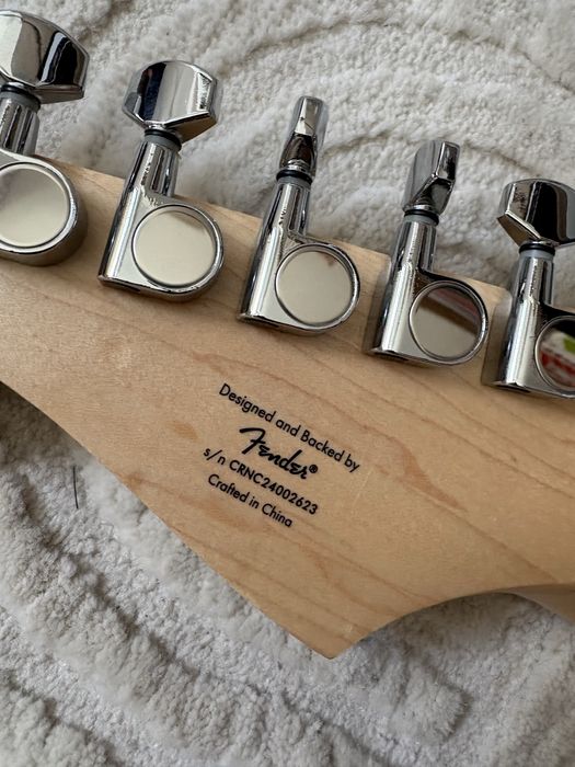 Chitara electrica Fender Stratocaster by Squier