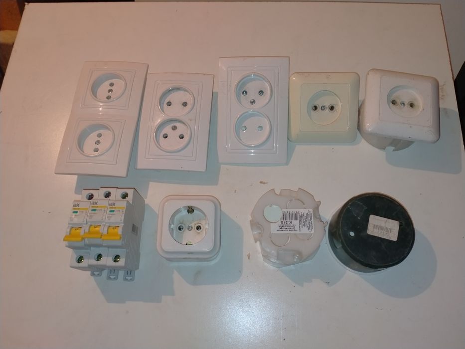 Розетки,автоматы, коропки