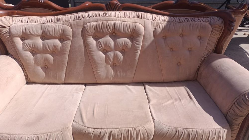 Диван. Мягкая мебель