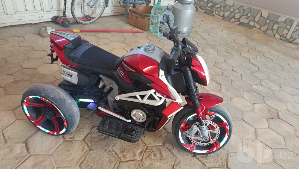 Bolalar motosikili holati yaxshi
