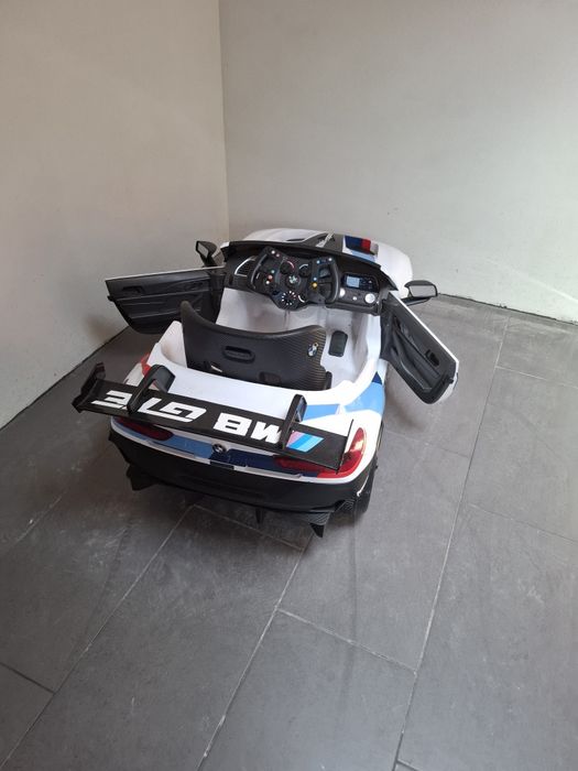 Акумулаторна количка BMW