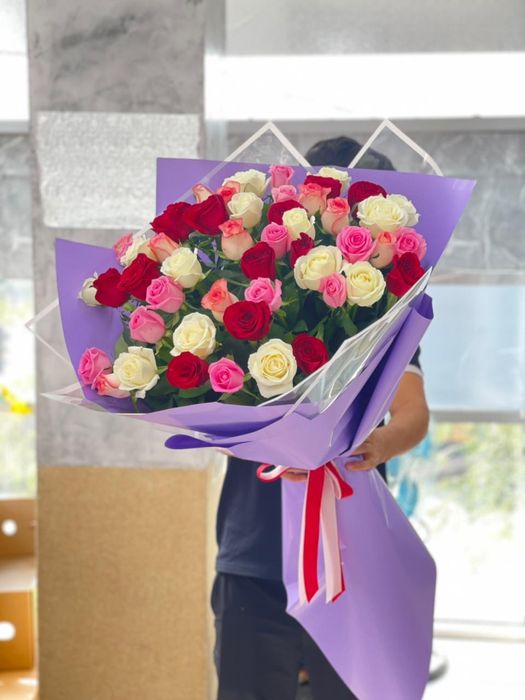 Подарок для неё — 25 роз за 10 000 тг