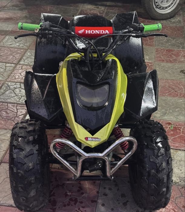 Квадроцикл Honda 125кубов обмен