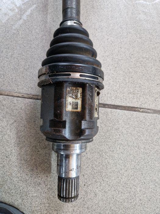 Привод Рав-4 2006