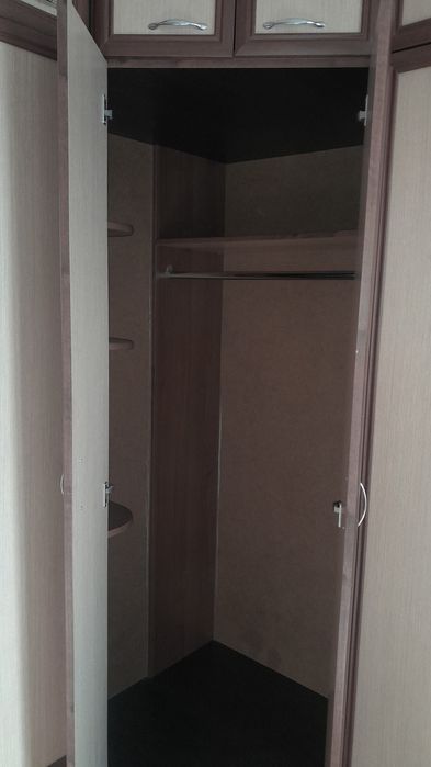 Срочно продам шкаф