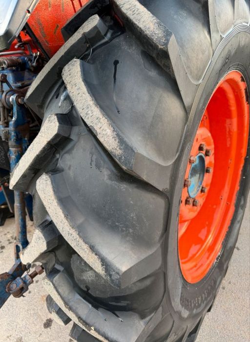 Tractor Same TIGER 100cp cu încărcător cupa+țepi pentru baloți+cauciucuri noi