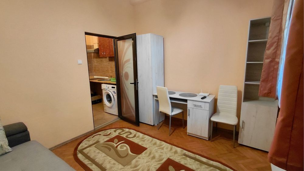 Persoană fizică - Garsonieră Copou/Universitate