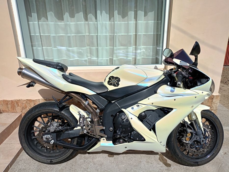 Yamaha R1 Power Commander