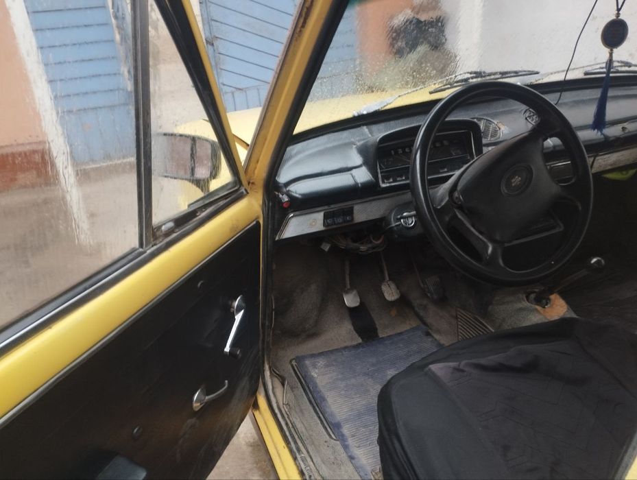 Vaz 2102 zudlik bilan sotladi