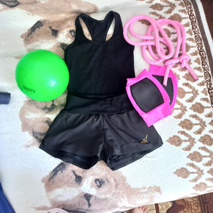 Продам все для гимнастики 5-6 лет