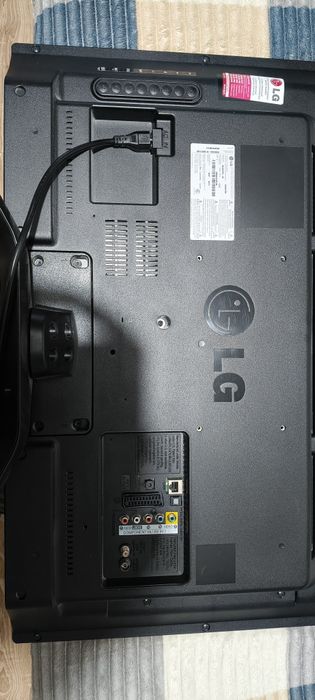 Продается телевизор LG 32 дюйма