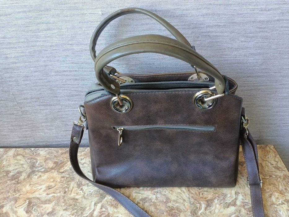 Сумка женская средняя