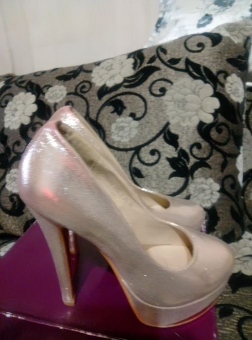 Обувь женская распродажа.