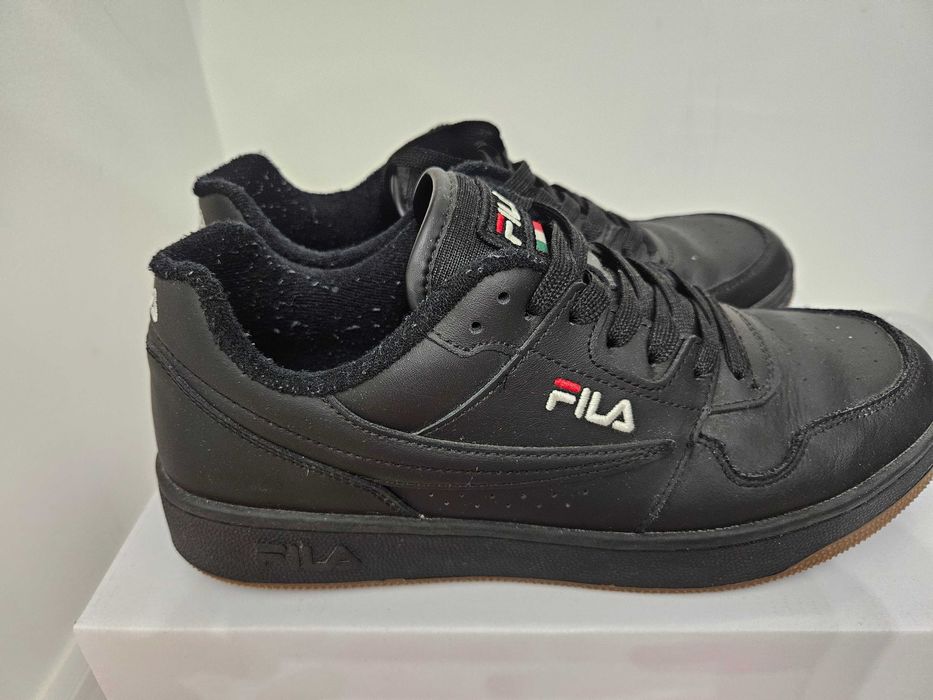 Маратонки FILA Arcade Low 43 черни - много запазени