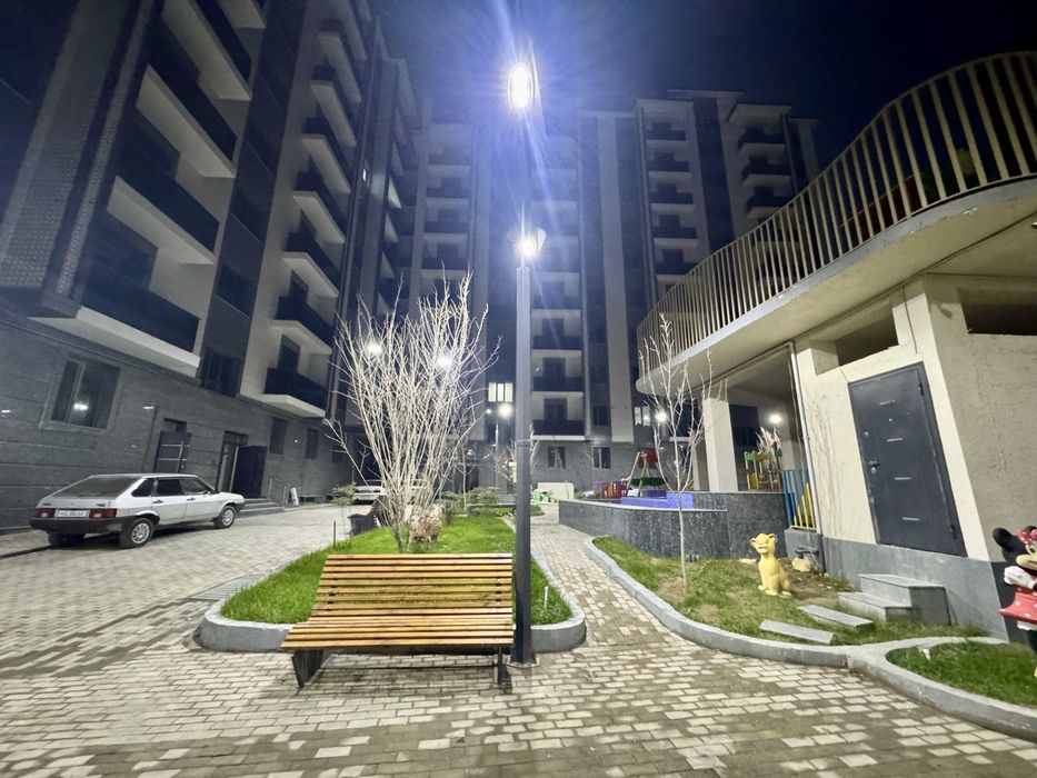 3х комнатная квартира(коробка), на 2 этаже. Поворот