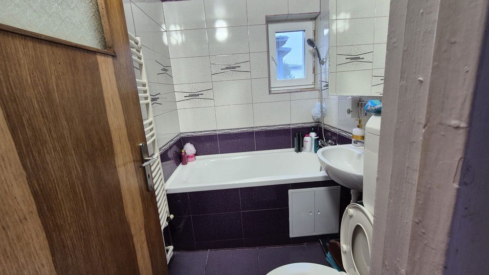 Vand Apartament 2 camere