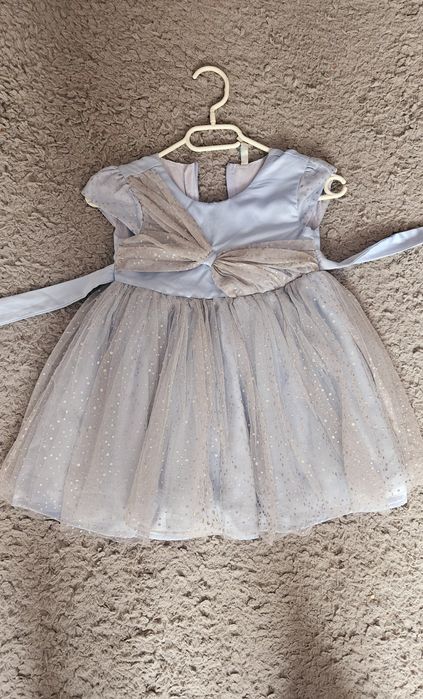 Rochie deosebita pt fetite