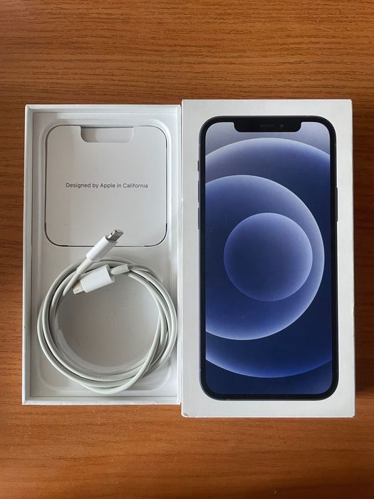 iPhone 12, 64gb.