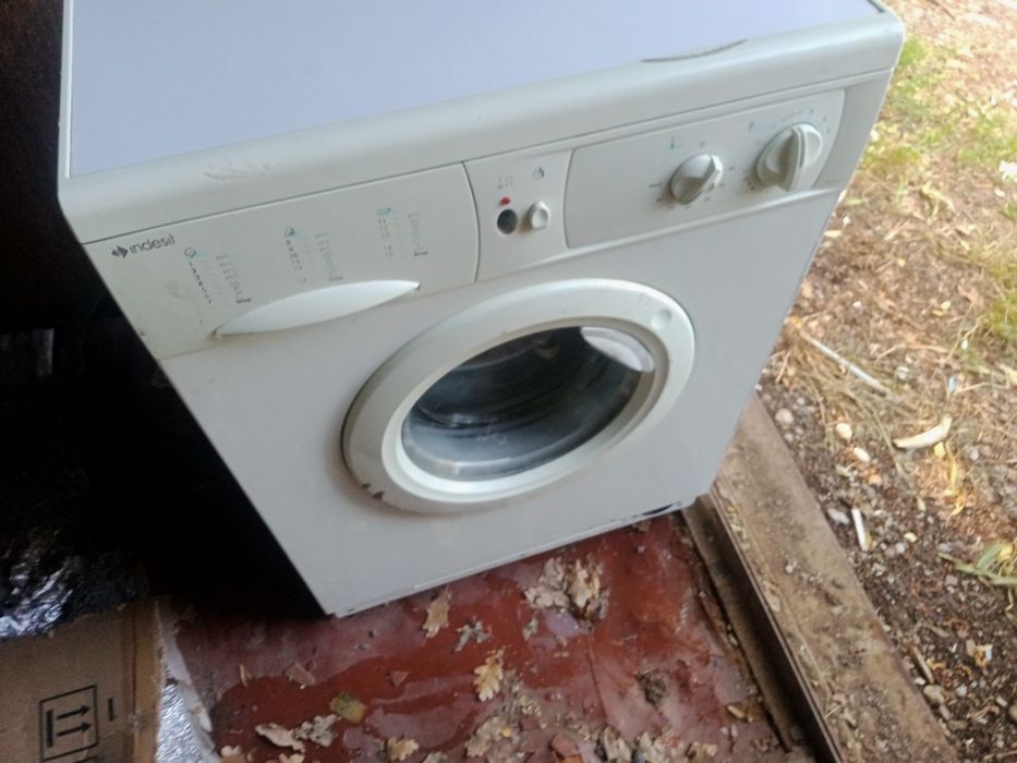 Машинка рабочая indesit
