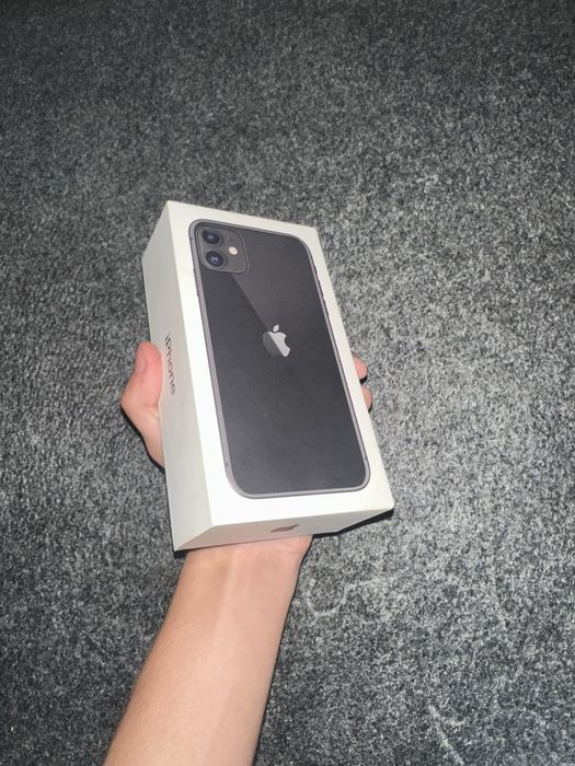 iPhone 11  ochilmagan 200$
