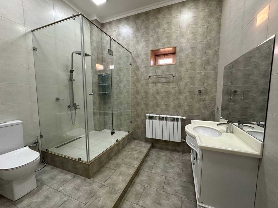 Срочно Продаю Здание с огромной территорией 60 cот - 2545м2, Greenwich