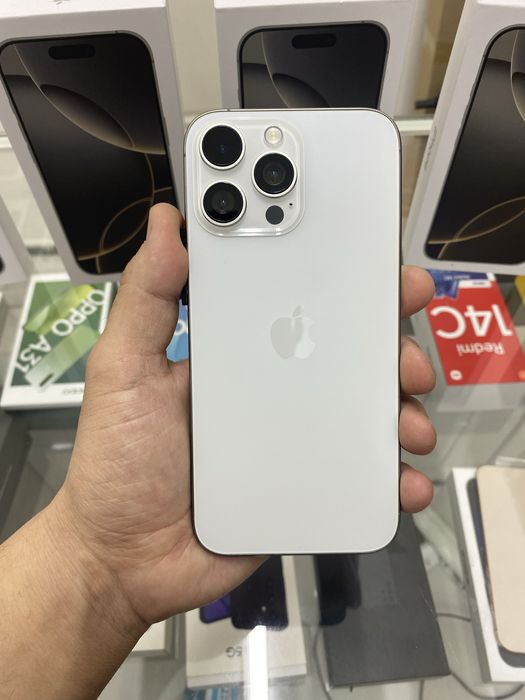 Айфон 16 про макс белый цвет!