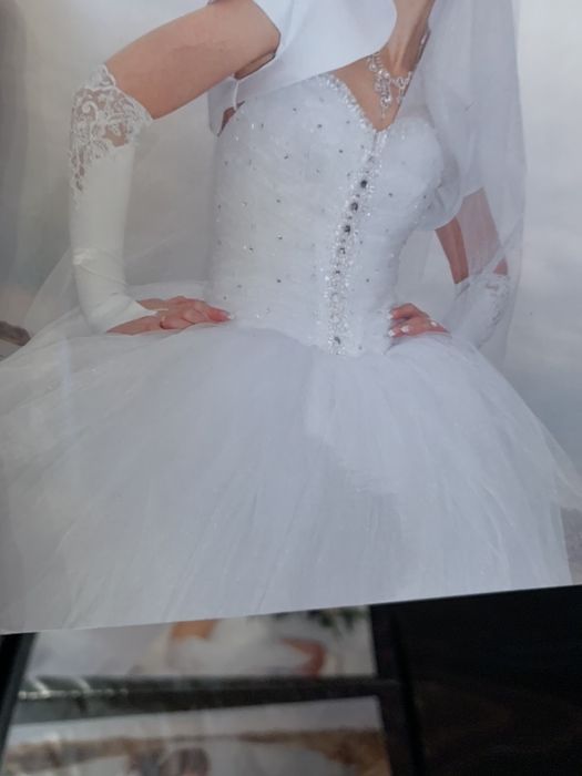 Свадебное платье