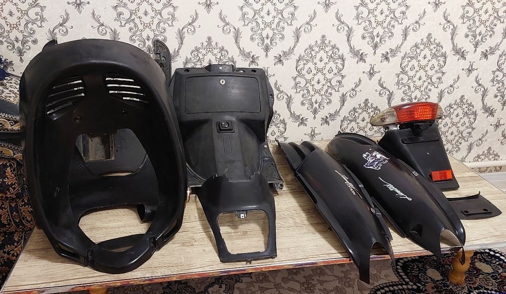 Ассалому алейкум скутерни пластиклари сотилади