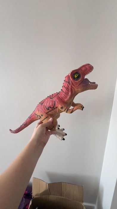 Игрушечный пистолет-робот трансформер