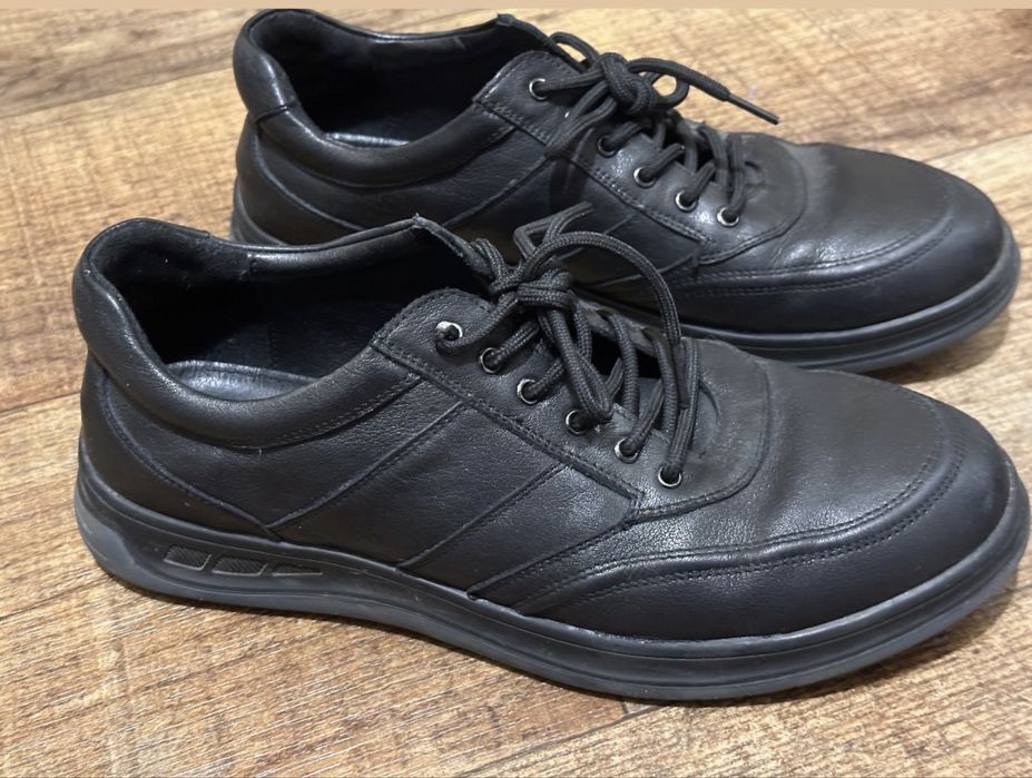 Мужские ботинки