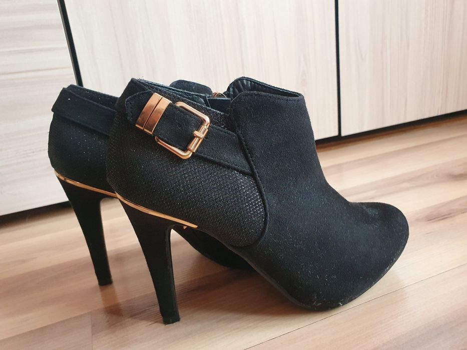 Елегантни боти XTI