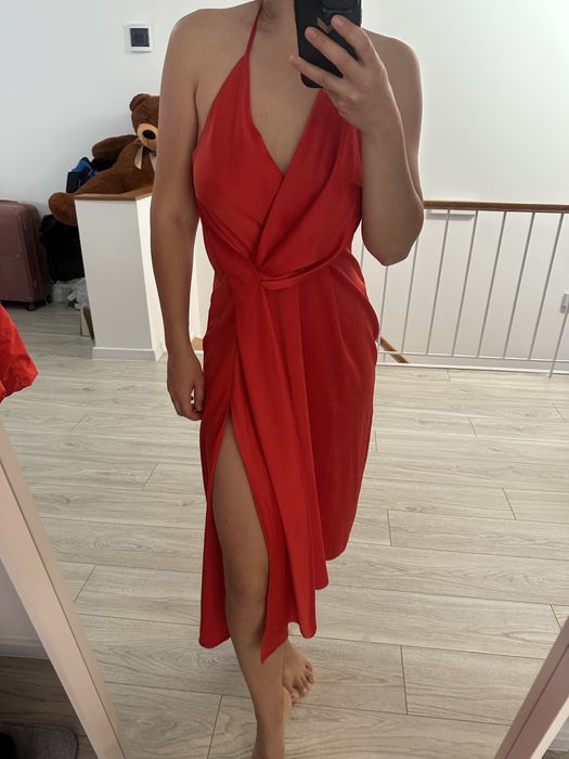 Rochie rosie impecabila